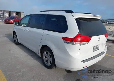 2012 Toyota Sienna Le V6 8 Passenger from USA, damaged, VIN 5TDKK3DC8CS266344